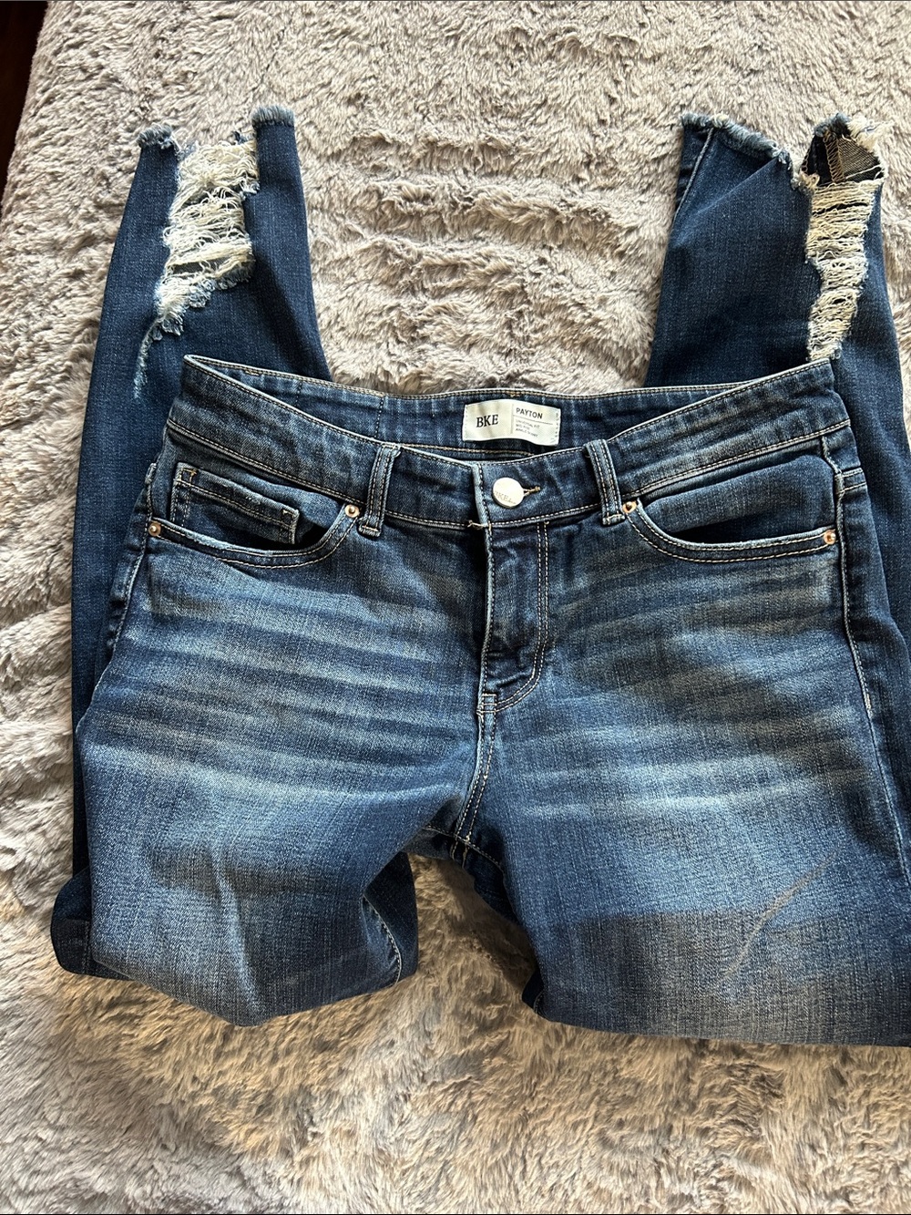 BKE Skinny Jeans in Dark Blue Distressed Wash